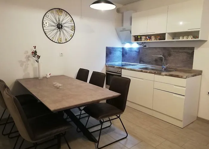 Apartma Stela In Terme Catez