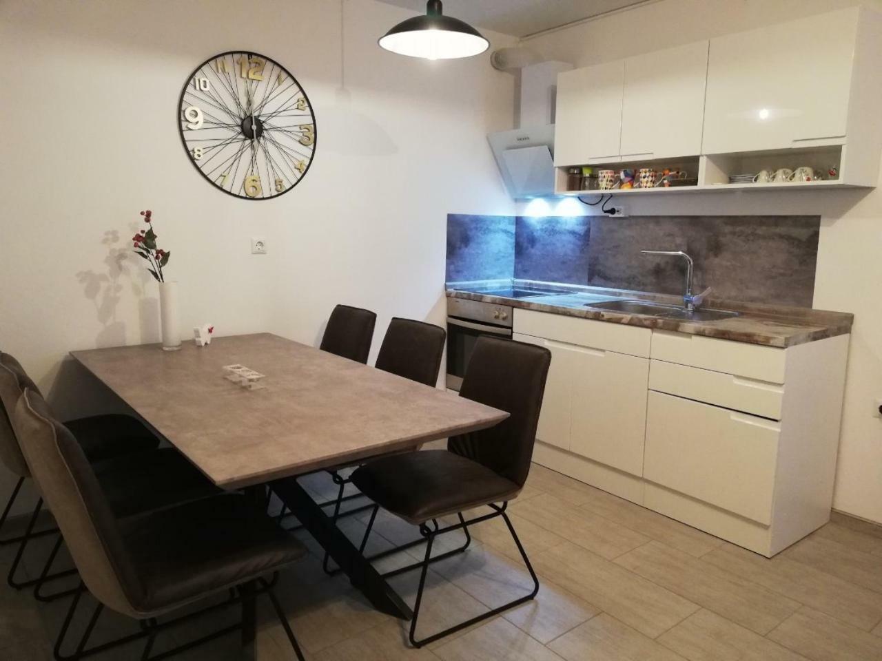Apartma Stela In Terme Catez